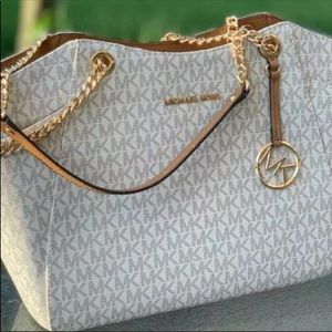 Authentic Michael Kors Vanilla Purse NWT!